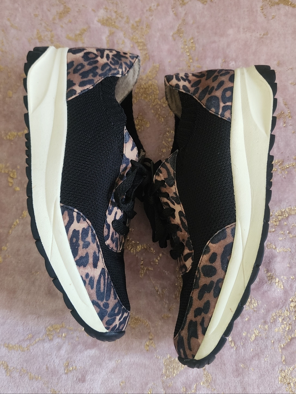 NATURALIZER | Women's Black & Leopard Print Fashion Sneakers - Picture 5 of 10